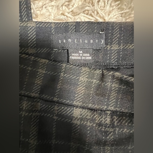 Pants - Picture 2 of 4